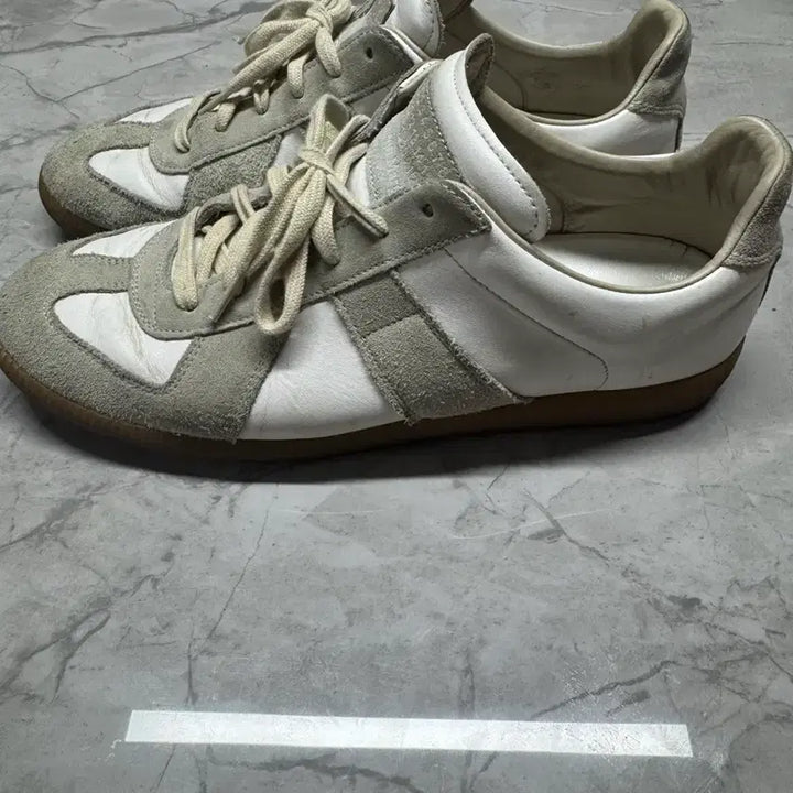 [SOLD OUT] 메종마르지엘라 독일군 스니커즈 42 1/2 270