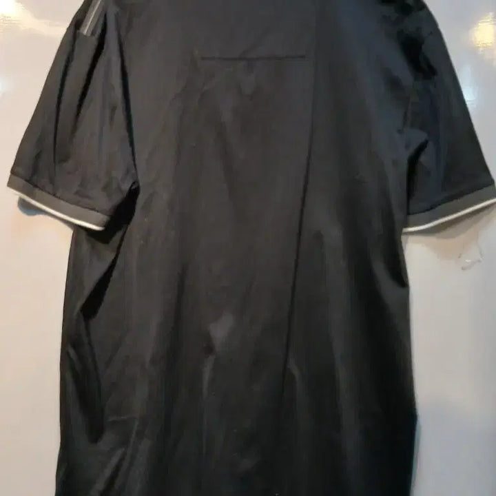 [BUNJANG] BOSS Black Collar Short-Sleeve T-Shirt / BOSS 블랙 카라 반팔 티셔츠