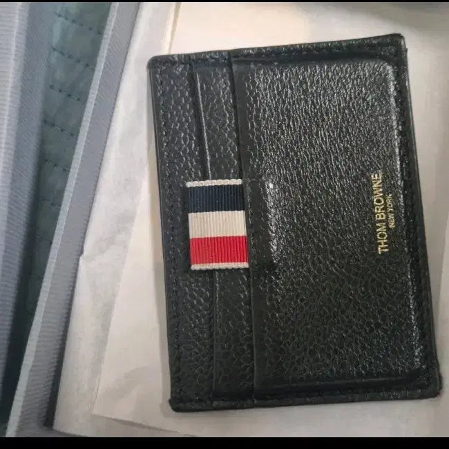 [SOLD OUT] (급처) 톰브라운 페블 카드지갑