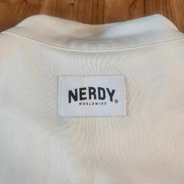 [BUNJANG] NERDY White Track Jacket / 널디 NERDY 화이트 트랙 자켓(새옷)
