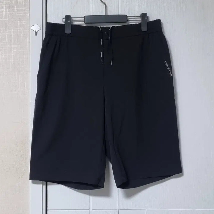 [SOLD OUT] 몽벨 반바지 블랙 32인치