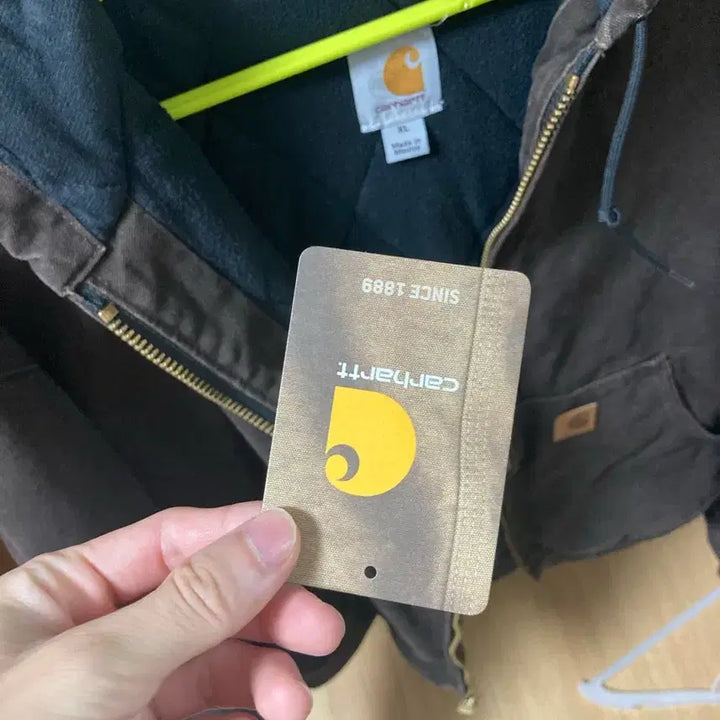 [BUNJANG] Carhartt J130 Active Hooded Jacket Sandstone Dark Brown XL / 칼하트 j130 액티브 후드 자켓 다크브라운 xl 샌드스톤