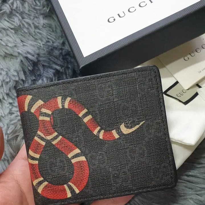 [BUNJANG] Gucci Snake Bi-fold Wallet Black / GG스네이크 반지갑 블랙