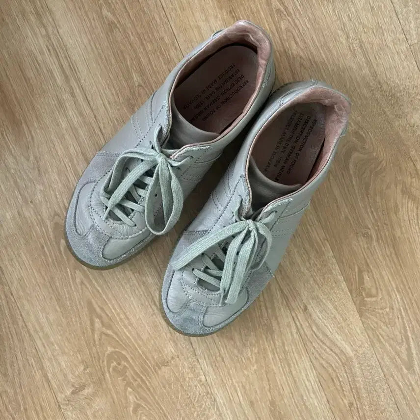 [BUNJANG] Riofa Beige Sneakers 240 / 리오파 베이지 240