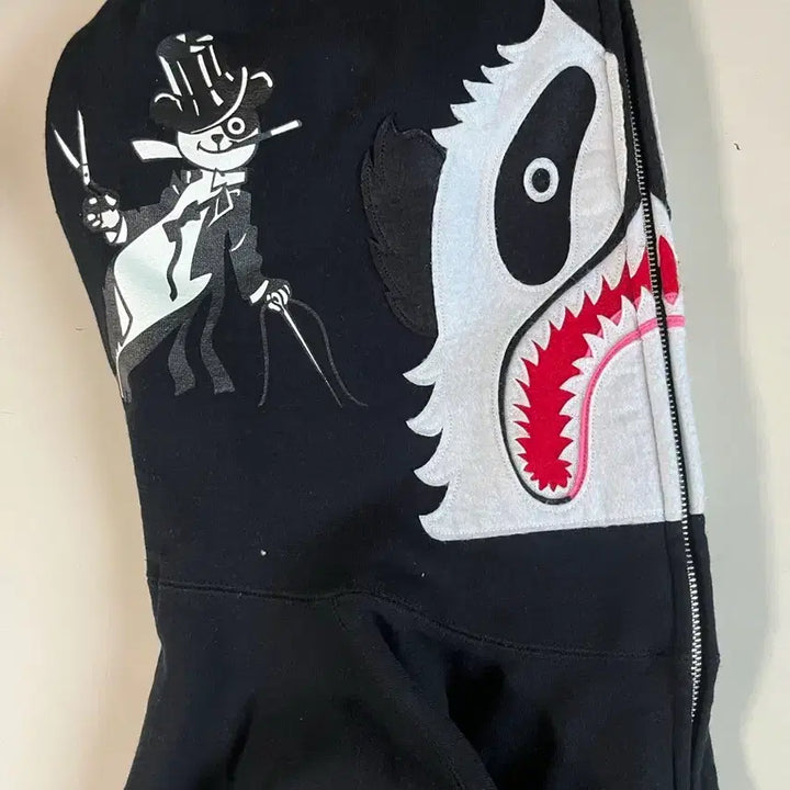 [BUNJANG] BAPE Panda Shark Camo Hoodie / [정품] 베이프 한정판 팬더 샤크 카모 후드집업 판매합니다.