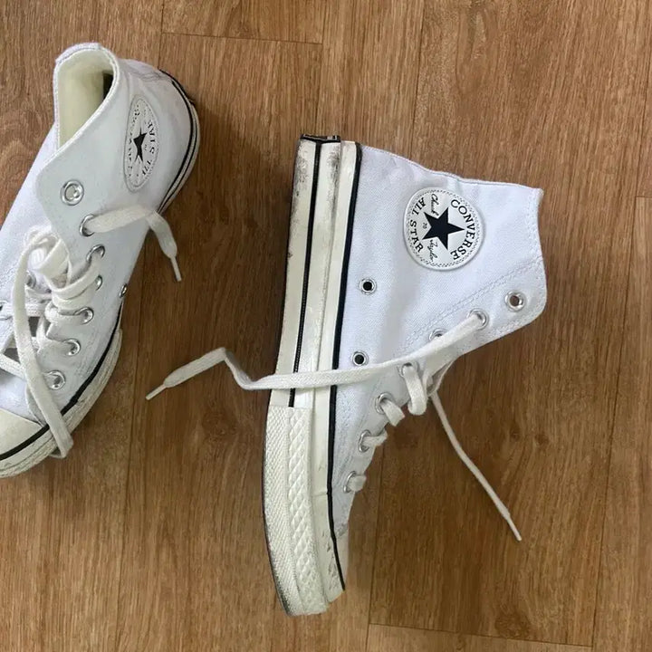 [BUNJANG] Converse White 240 Sneakers / 컨버스 화이트 240