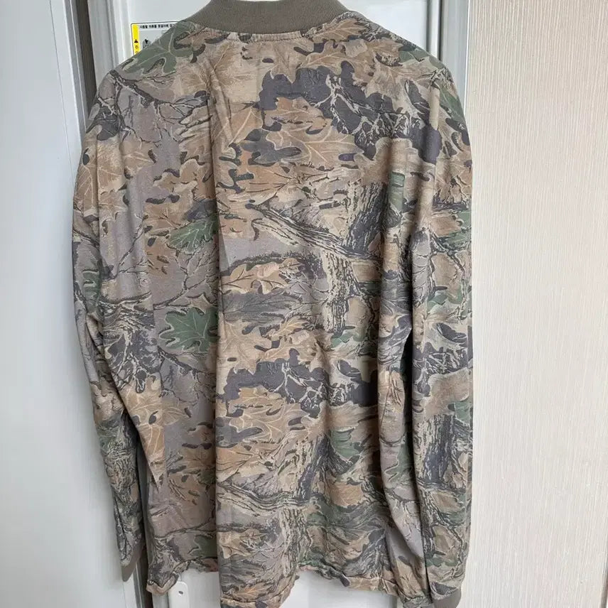 [BUNJANG] Yeezy Season 4 Camouflage Long Sleeve Shirt / 이지 시즌 4 카모플라쥬 롱슬리브
