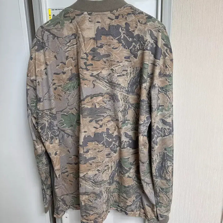 [BUNJANG] Yeezy Season 4 Camouflage Long Sleeve Shirt / 이지 시즌 4 카모플라쥬 롱슬리브