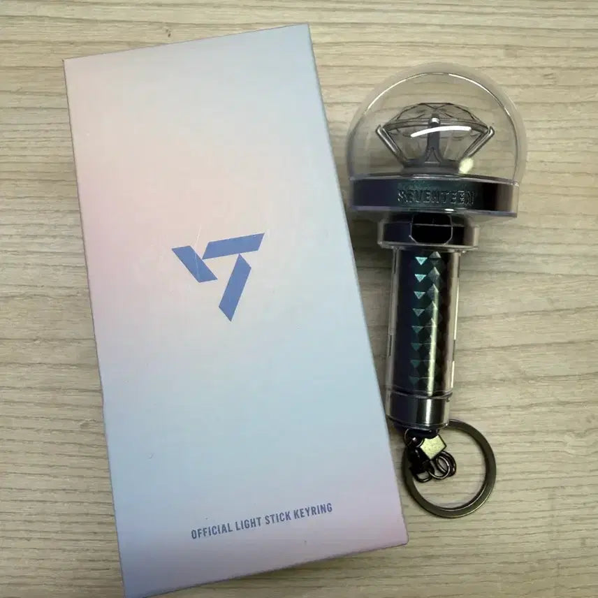 [BUNJANG] SEVENTEEN Official Mini Light Stick / 세븐틴 미니 응원봉 판매