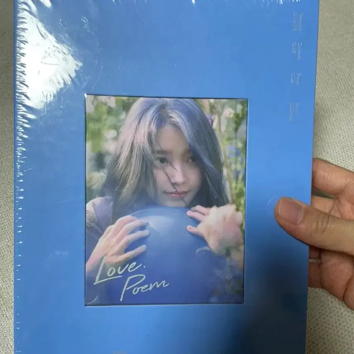 [BUNJANG] IU Love Poem Concert Blu-ray (Sealed) / 아이유 Love Poem 콘서트 블루레이 (미개봉)