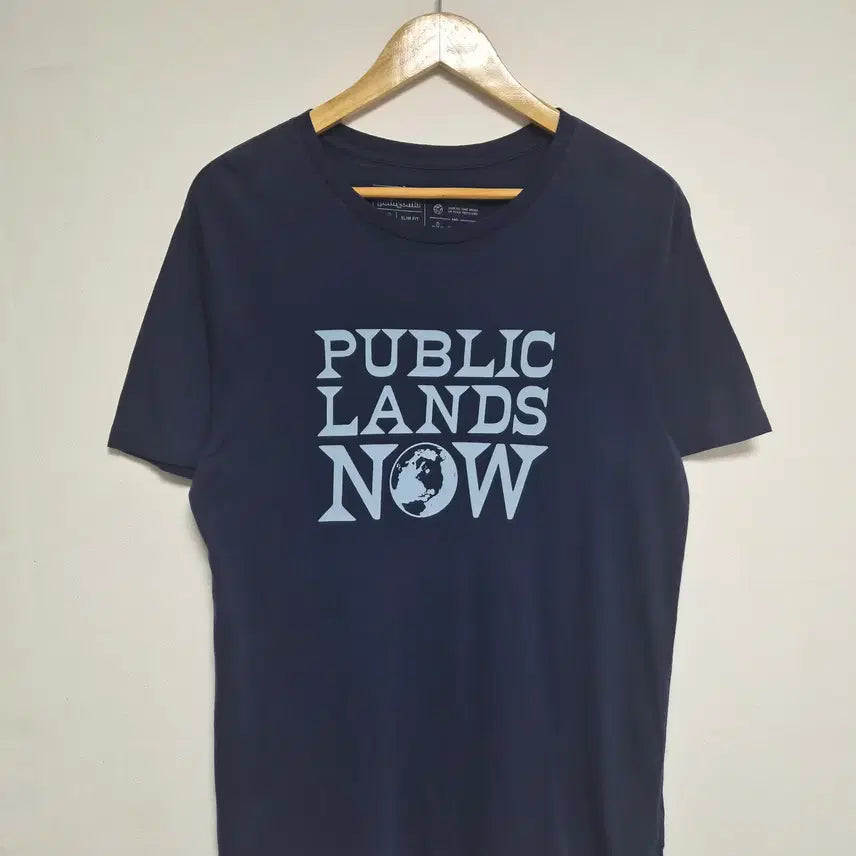 [BUNJANG] Patagonia Big Logo Navy T-Shirt / 파타고니아Patagonia 빅로고 네이비 반팔티셔츠 - T127
