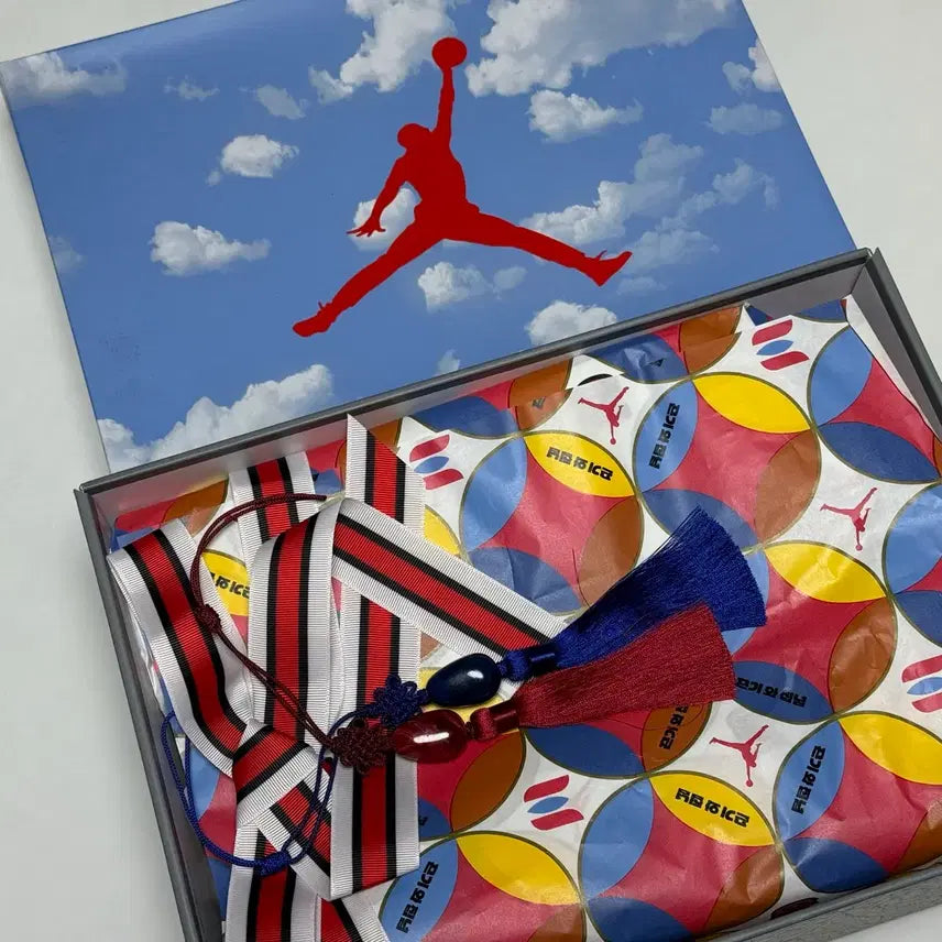 [BUNJANG] Nike Jordan 3 Retro Seoul 2.0 Sneakers / [새상품] 조던 3 레트로 서울 2.0 275