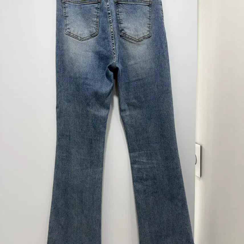 [SOLD OUT] 부츠컷 데님 M