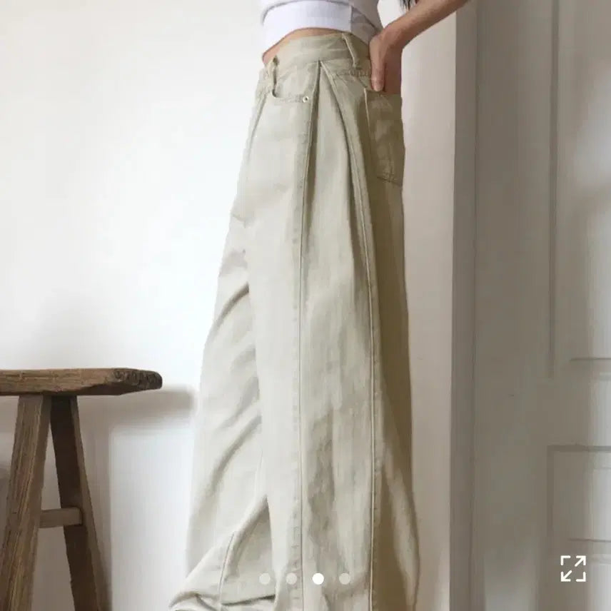 [BUNJANG] The Side Folding Pin Tuck Wide Cotton Pants Beige S / 더스 사이드 폴딩 핀턱 와이드 코튼 팬츠