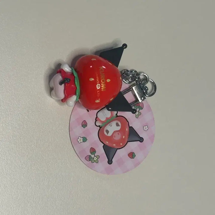 [BUNJANG] Toptoy Kuromi Strawberry Keyring / 탑토이 딸기 쿠로미 키링
