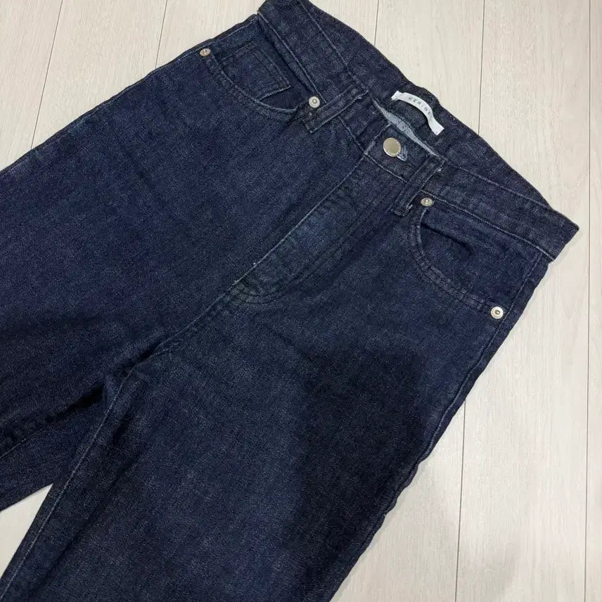 [BUNJANG] Unbranded Bootcut Denim Jeans / 부츠컷 데님 M