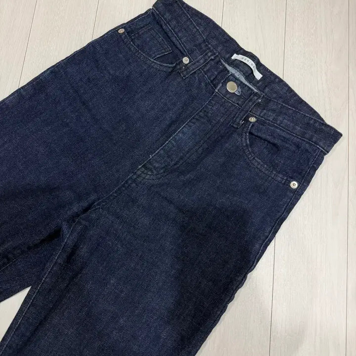 [BUNJANG] Unbranded Bootcut Denim Jeans / 부츠컷 데님 M