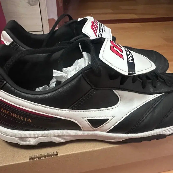 [BUNJANG] Mizuno Morelia II Pro AS Futsal Shoes / 미즈노 풋살화 모렐리아2 프로 AS/상태좋음/245(250)
