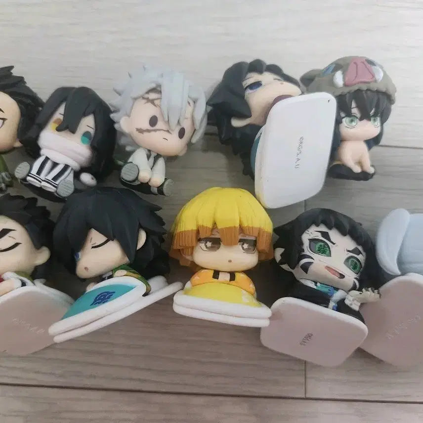[BUNJANG] Demon Slayer Onemutan &amp; Gachapon Figure Bundle Set / 귀칼 귀멸의칼날 오네무탄, 태엽 밑 가챠 피규어 일괄 양도