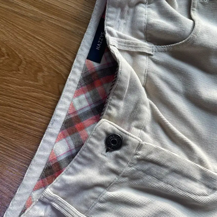 [BUNJANG] Hazzys Corduroy Pants (Women&