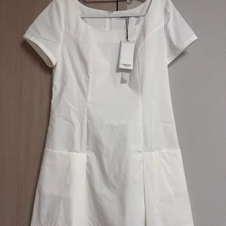 [BUNJANG] STUDIOTABLE White Short Sleeve Mini Dress / STUDIOTABLE 화이트 반팔 원피스