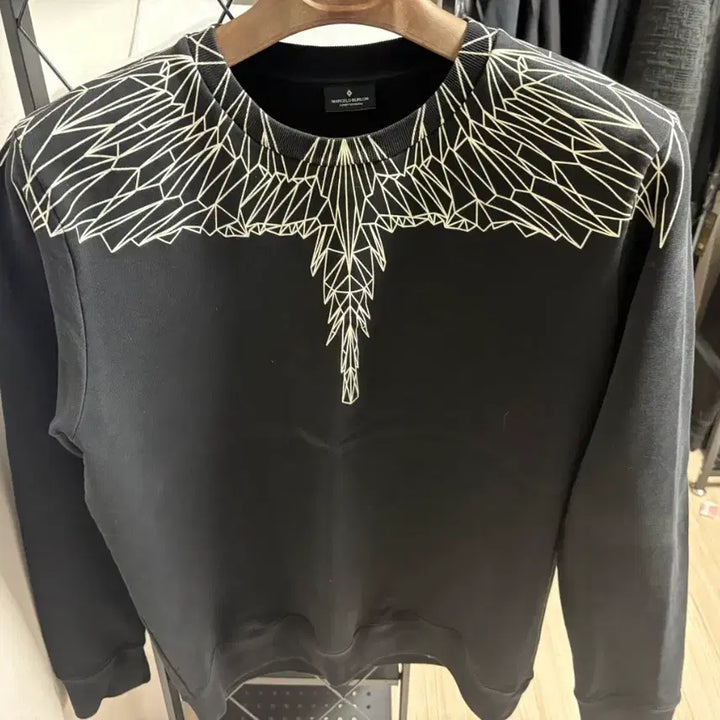 [BUNJANG] Marcelo Burlon Glow-in-the-Dark Wings Sweatshirt XL / 마르셀로불론 야광 맨투맨 Xl