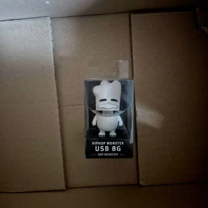 [SOLD OUT] BTS 방탄 힙합몬스터 RM USB 8G 피규어