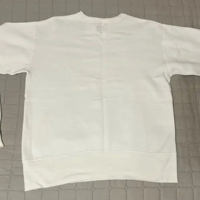 [BUNJANG] Human Made Retriever Sweatshirt White M Size / 휴먼메이드 맨투맨 리트리버 화이트 M사이즈