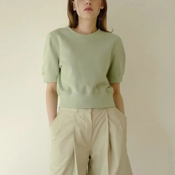 [BUNJANG] Momemben Half Sweatshirt / 모메벤 하프 스웨트셔츠