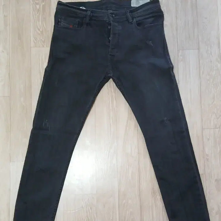 [BUNJANG] Diesel Slim Carrot Fit Black Denim Jeans 33 Waist / 디젤 Diesel 슬림캐롯핏 흑청 데님 33 스판