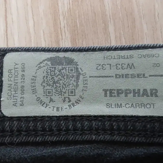 [BUNJANG] Diesel Slim Carrot Fit Black Denim Jeans 33 Waist / 디젤 Diesel 슬림캐롯핏 흑청 데님 33 스판