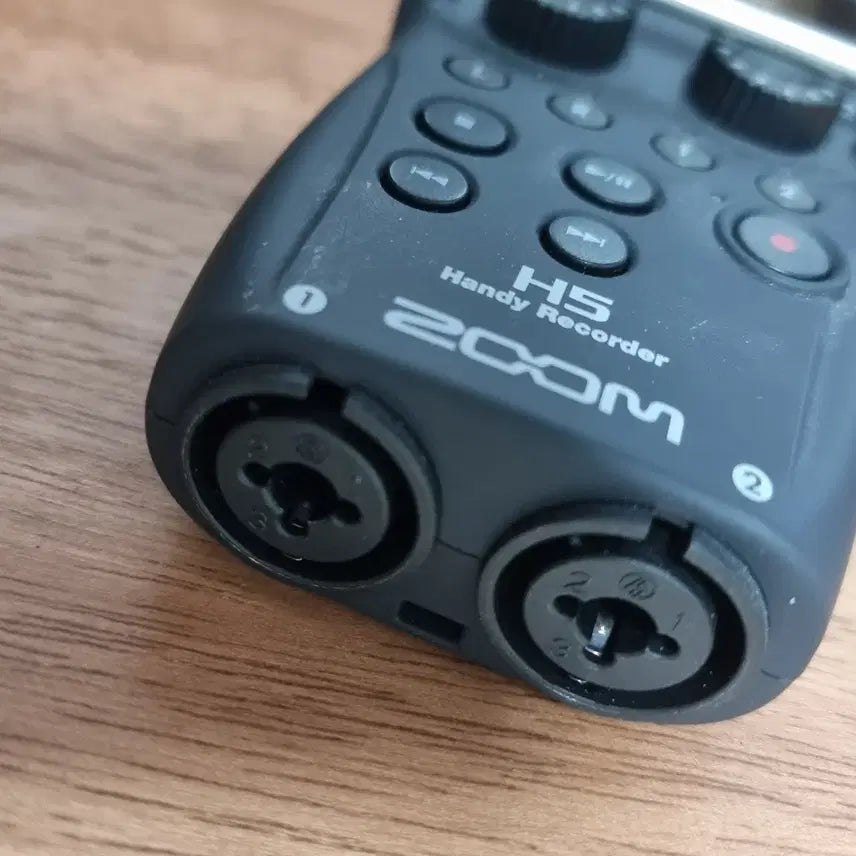 [SOLD OUT] ZOOM H5  녹음기 (핸디레코더) 판매합니다