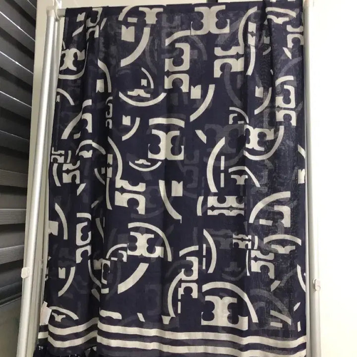 [BUNJANG] Tory Burch Logo Tassel Wool Scarf / [1회 착용] 정품 토리버치 로고 테슬 울 스카프 (정가 29만원대)