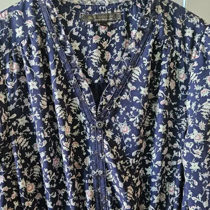 [BUNJANG] Thursday Floral Long Dress Navy / 써스데이  원피스 잔꽃무늬 Navy