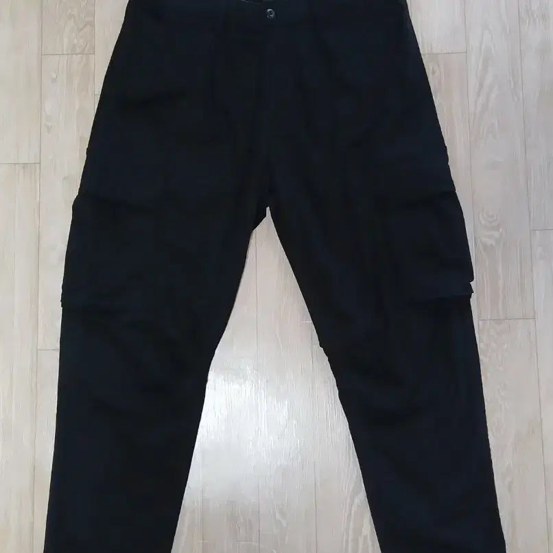 [BUNJANG] Zara Black Cargo Pants Size 34 / 자라 Zara 블랙 카고팬츠 34