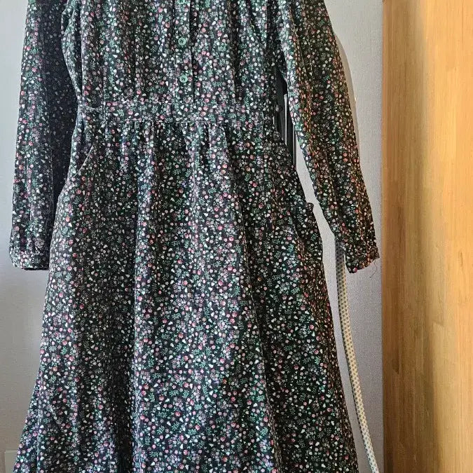 [BUNJANG] Thursday Island Corduroy Floral Long Dress / 써스데이 코듀로이 플라워 롱 원피스
