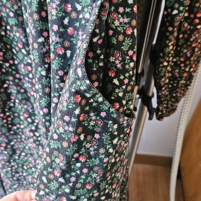 [BUNJANG] Thursday Island Corduroy Floral Long Dress / 써스데이 코듀로이 플라워 롱 원피스