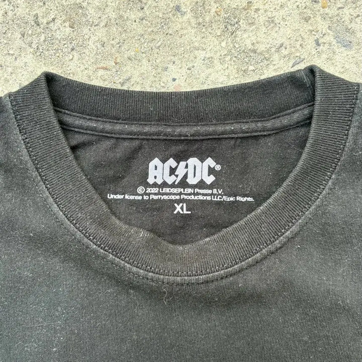 [BUNJANG] AC/DC Vintage Print Black T-Shirt (XL) / (XL) AC/DC 프린팅 블랙 반팔 티셔츠