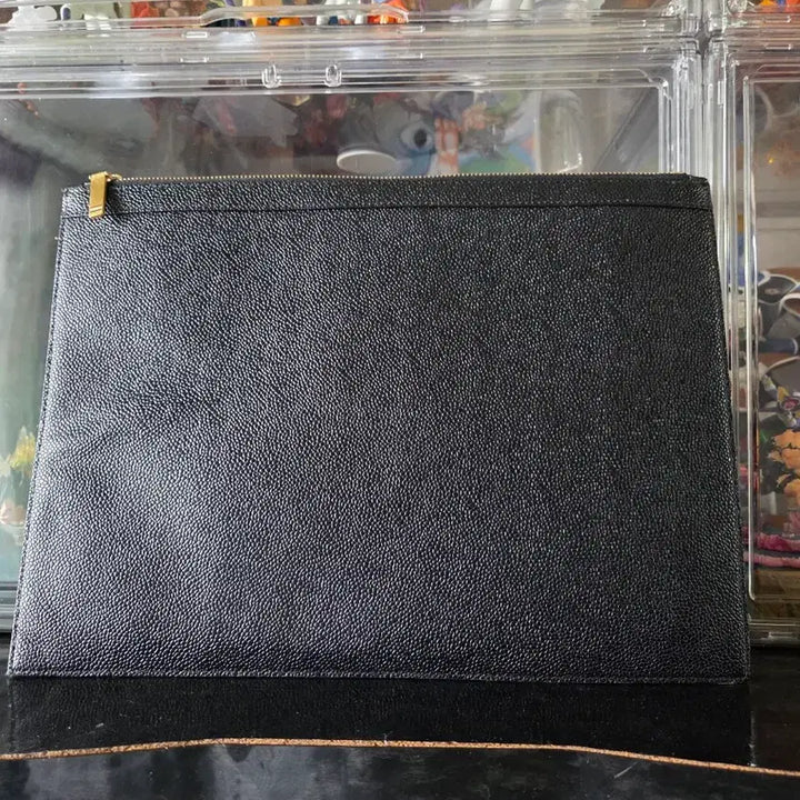 [BUNJANG] Thom Browne Leather Clutch Bag / [정품] 톰브라운 블랙 레더 클러치백(아이패드12.9 사이즈)