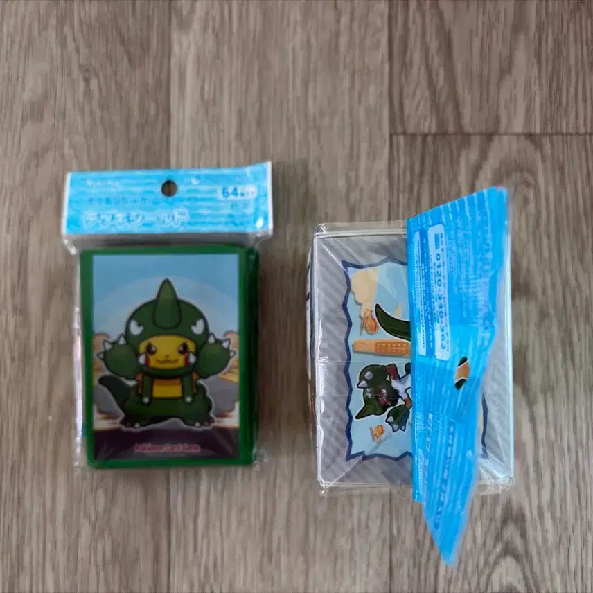 [BUNJANG] Pokemon Center Pikachu Mania Card Sleeves + Deck Case Set / 포켓몬 센터 피카츄 매니아 카드 슬리브 + 덱케이스 세트