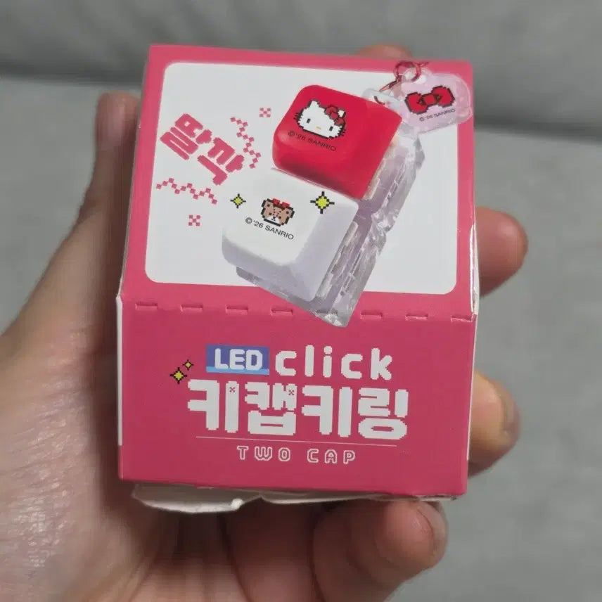 [SOLD OUT] 산리오 LED 키캡 키링(헬로키티/마이멜로디/시나모롤/포차코)