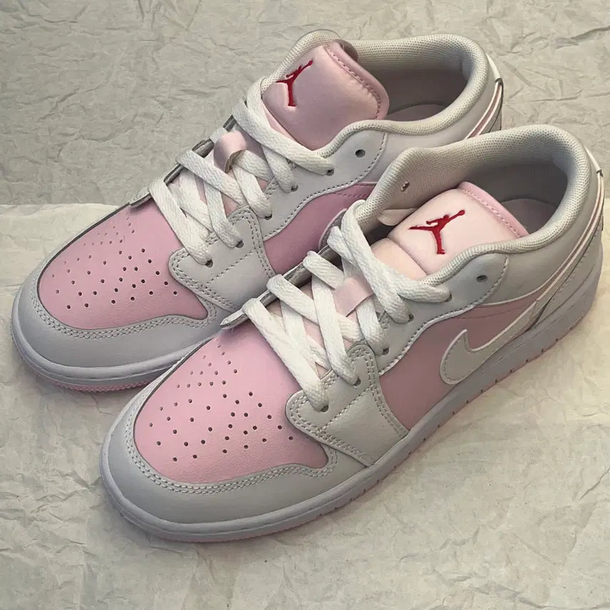 [BUNJANG] Nike Jordan 1 Low Pink Foam White Sneakers / 나이키 조던 1 로우 핑크 폼 화이트 새상품