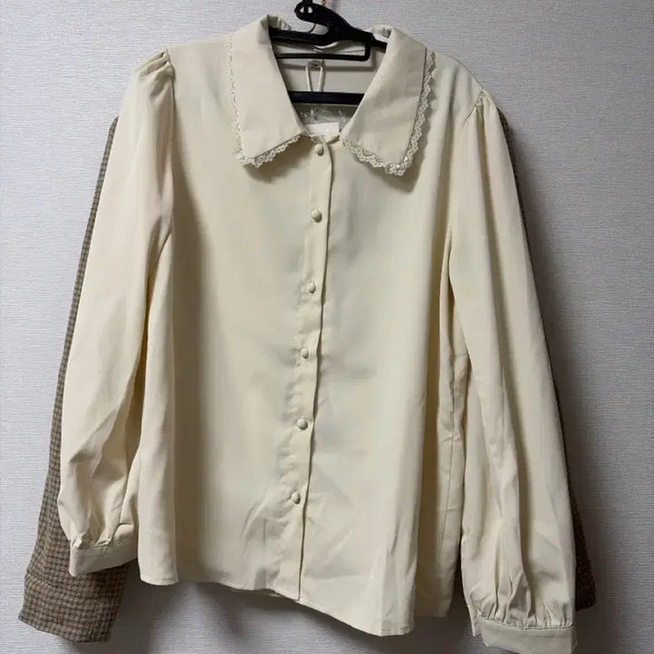 [BUNJANG] Vintage Ivory Lace Blouse / 일본빈티지 블라우스