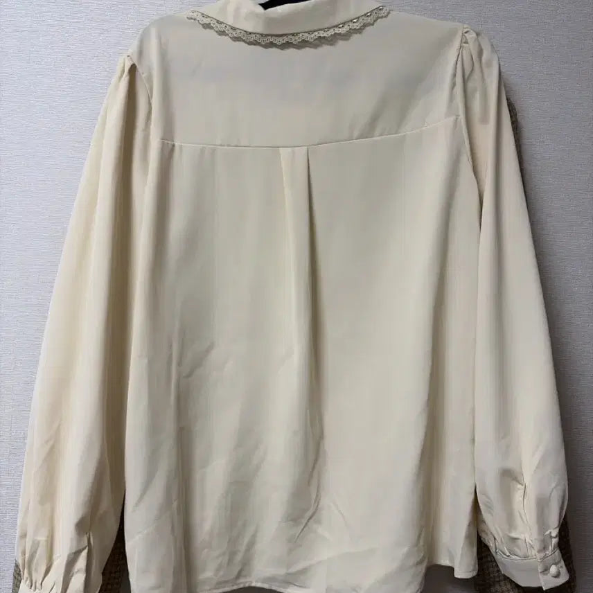 [BUNJANG] Vintage Ivory Lace Blouse / 일본빈티지 블라우스