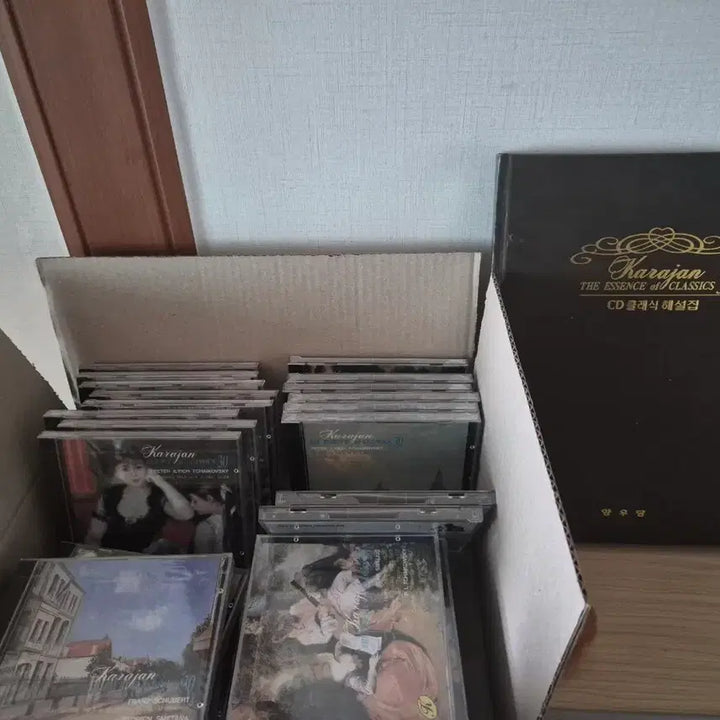 [BUNJANG] Karajan Classics Masterpiece Complete 30CD Set with Booklet / 카라얀 클래식의 정수 30장 풀세트 ( CD, 해설집)