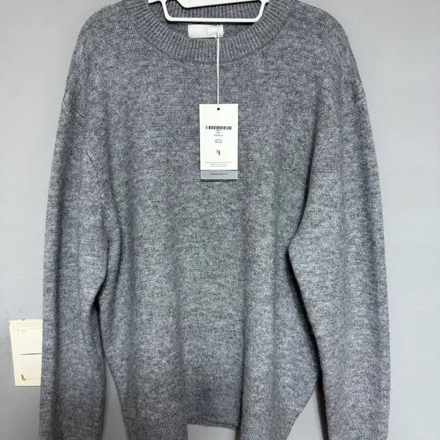 [SOLD OUT] 무드인사이드 니트 그레이 M 새상품