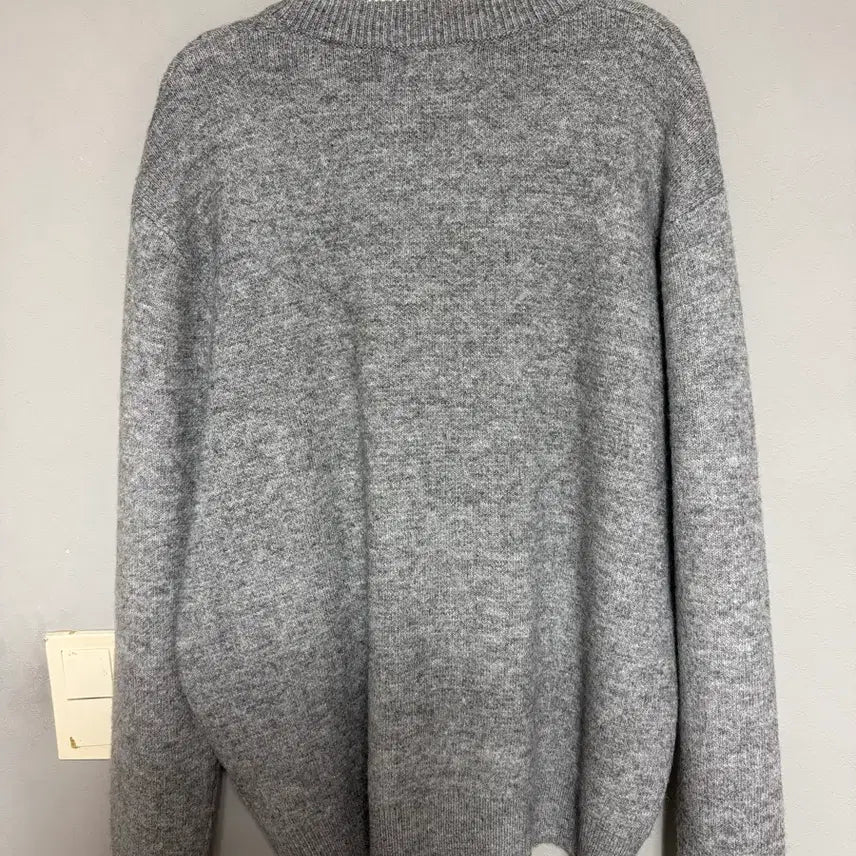 [SOLD OUT] 무드인사이드 니트 그레이 M 새상품