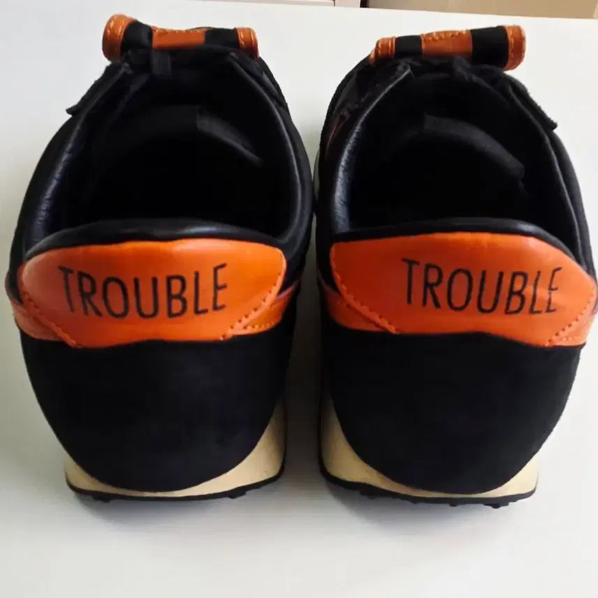 [BUNJANG] Nike Daybreak Starfish Black Orange Sneakers / 나이키 데이브레이크 스타피쉬 블랙 오렌지 275mm