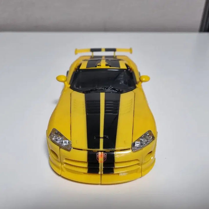 [BUNJANG] Transformers Alternators Sunstreaker Action Figure / 트랜스포머 알터네이터즈 썬스트리거