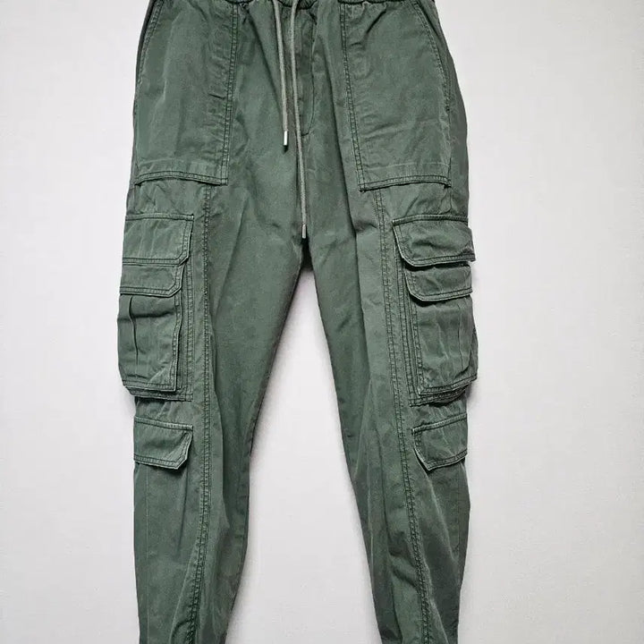 [BUNJANG] Juun.J Cargo Jogger Pants Olive (48) / Juun.J 준지 카고 조거 팬츠 올리브 (48)